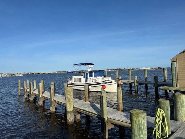 LT at Caspers marina, Swansboro NC.