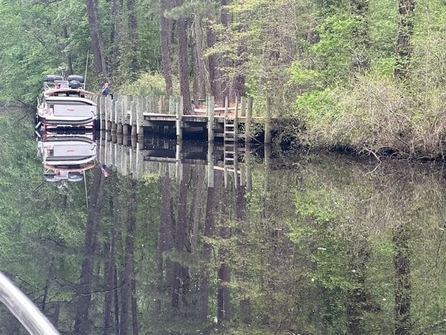 Douglas Road free dock ... the boat behind us is stopping here. No more room--kept going!