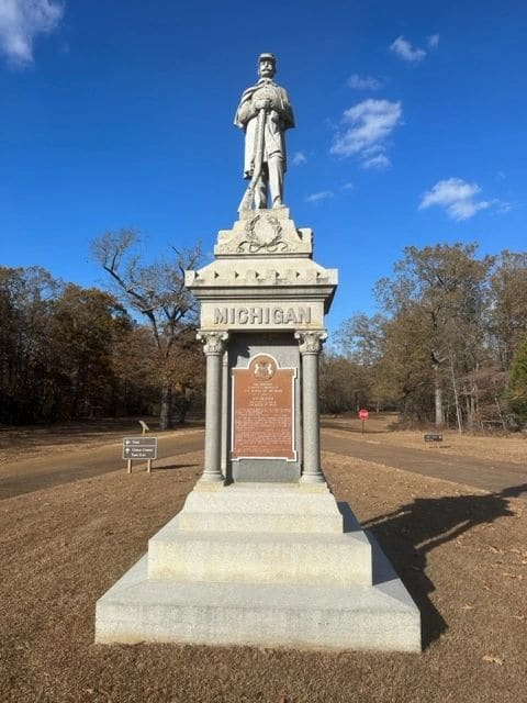 Memorial commemorating Michigan troops involved in the Battle of Shiloh