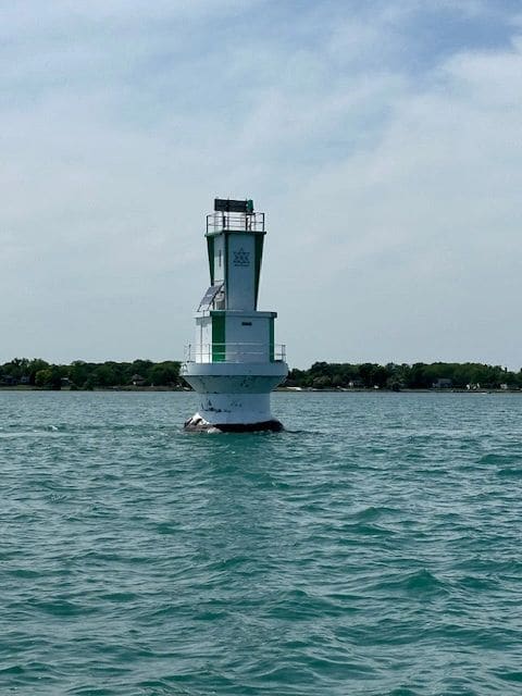 Making our way past Pelee Island (the water is beautiful)