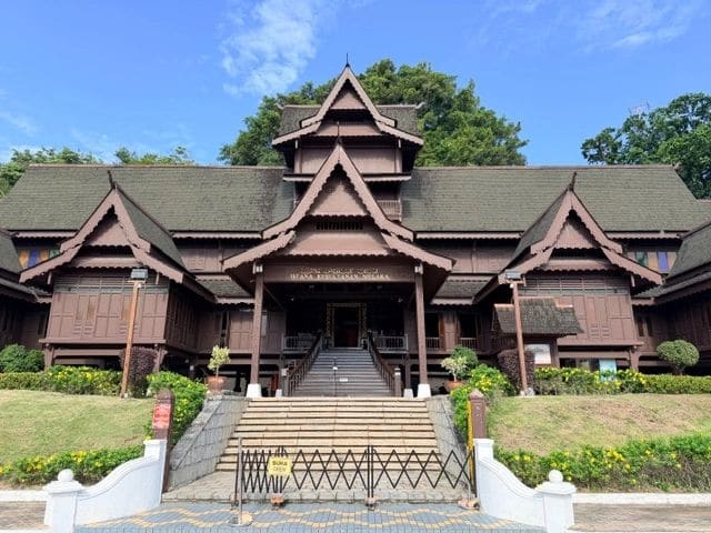 Sultan's Palace (replica)