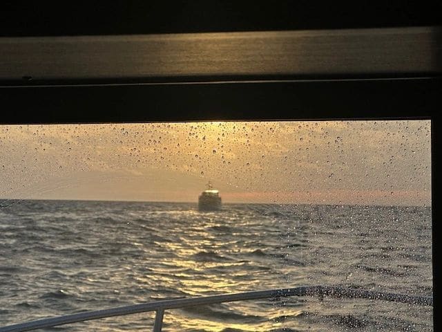 Gulf crossing - choppy seas