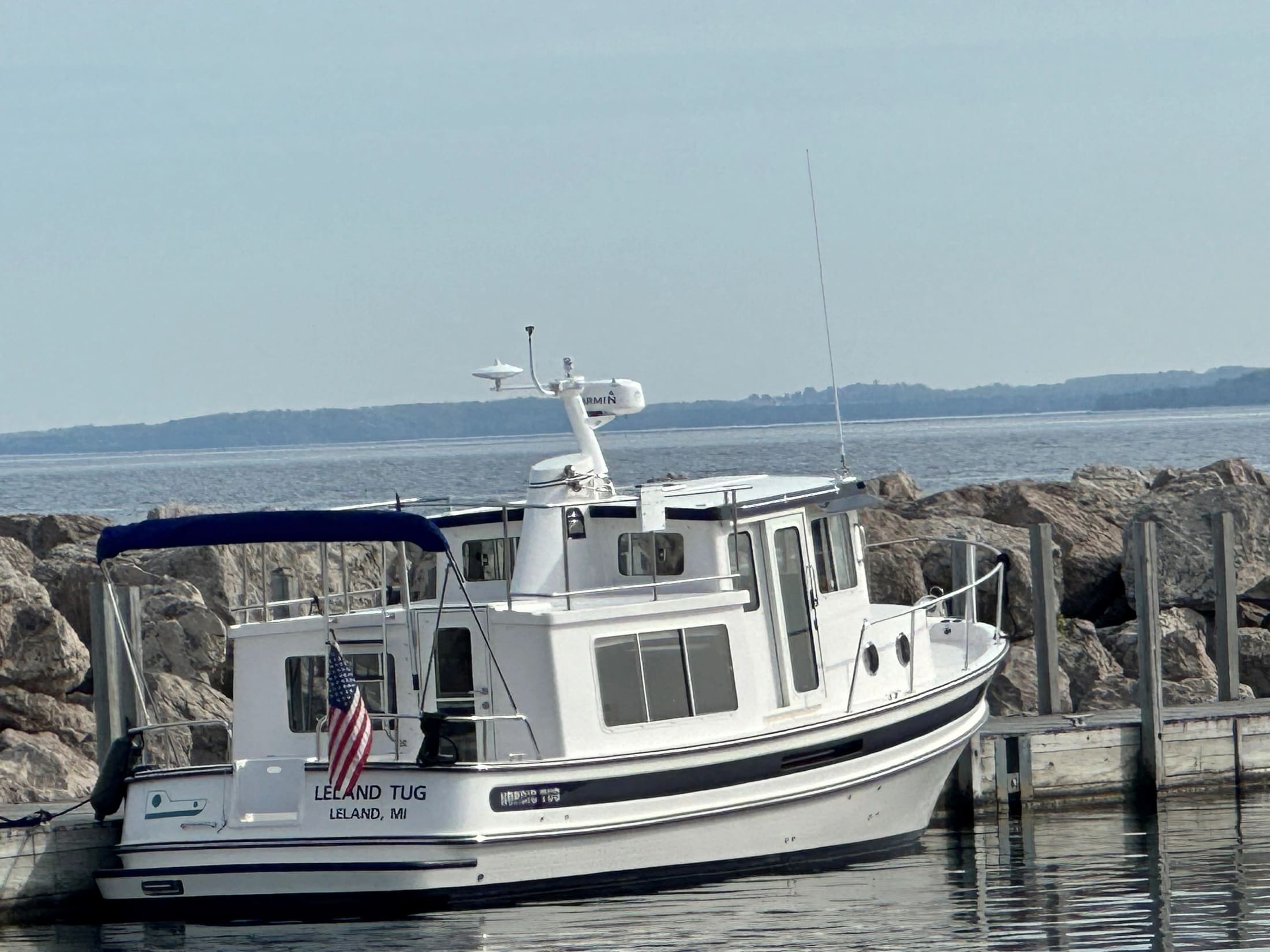 Leland Tug at anchor